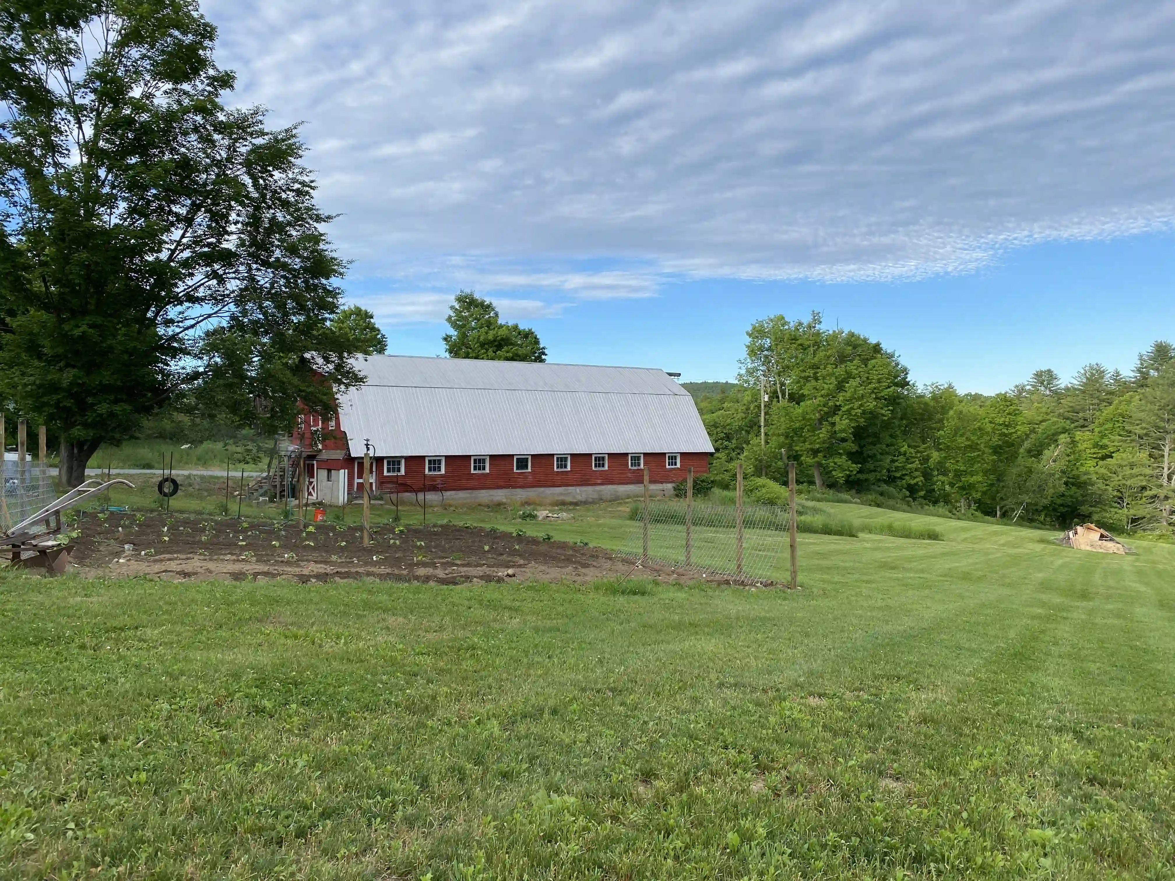 Red barn before renovation